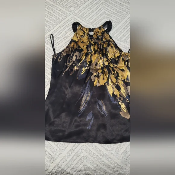 T Tahari Bare Shoulder Black and Gold Blouse - Picture 6 of 9